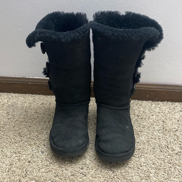 UGG Bailey Button Triple ll Boot - Picture 1 of 4